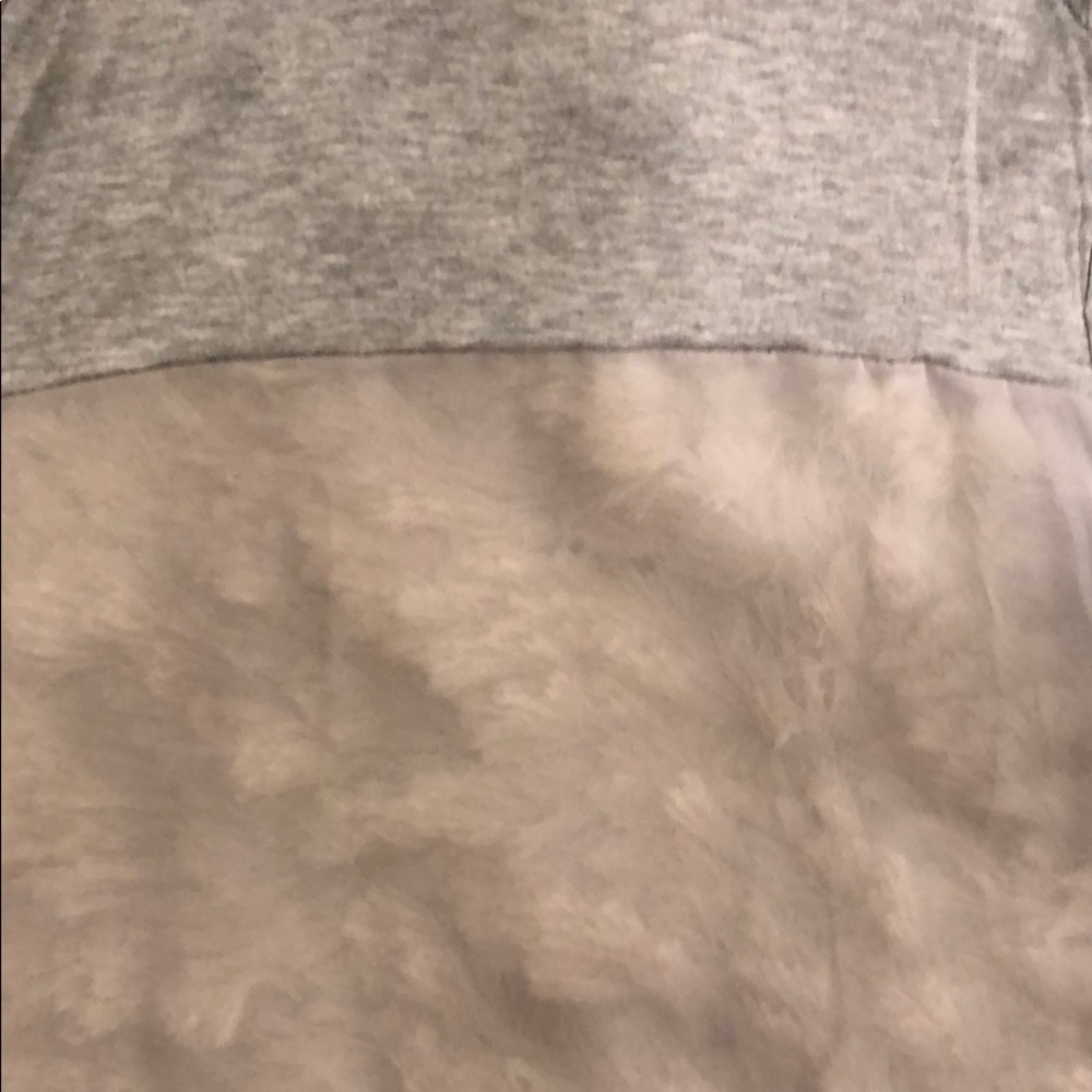 Sheer back duster 🌻 - Picture 3 of 3